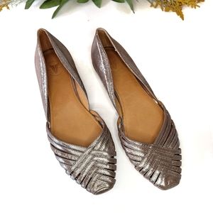 Frye Clementine Leather Champagne Gold Flats Size 7.5